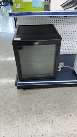 Danby DWC172BL is a 1.8-cubic-foot compact wine cooler