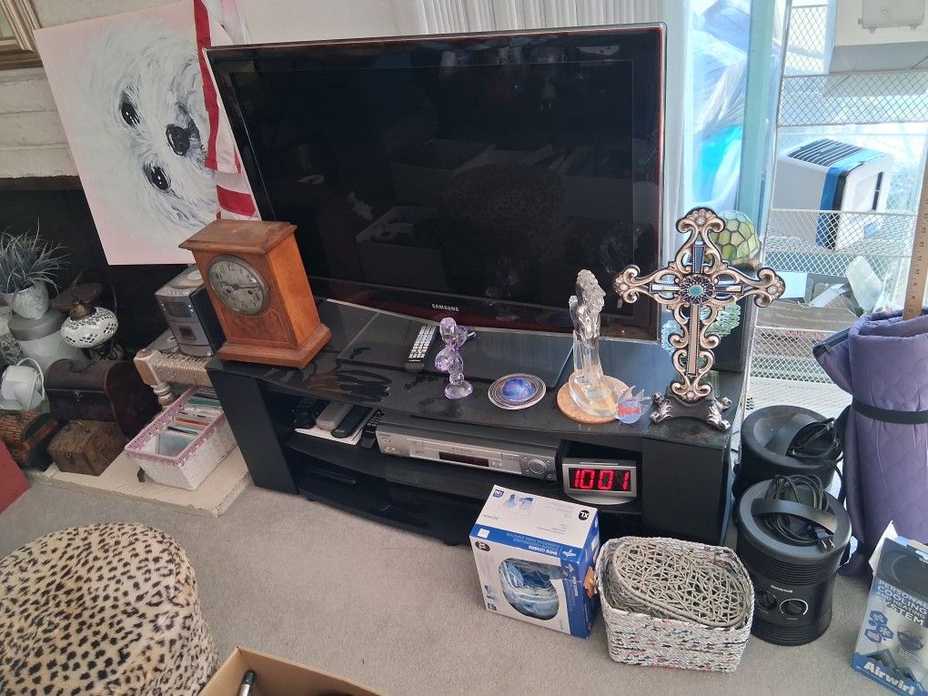 TV 📺 And Stand Only 
