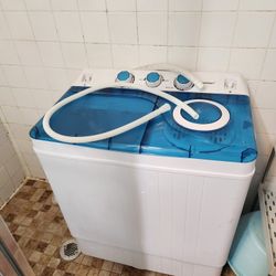 Washing Machine Dryer Almost New Perfect For Apartment