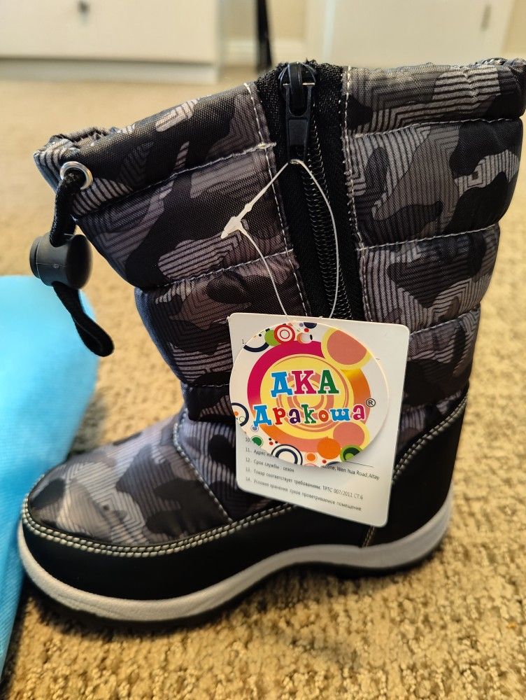 Kid's Boy Cold Weather Snow Boots Size 9