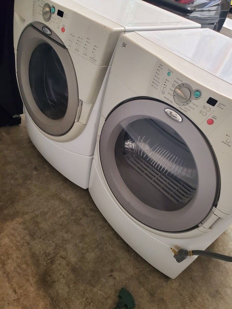 Whirlpool Duet Frontload Stackable Washer And Electric Dryer