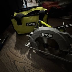 Ryobi Saw