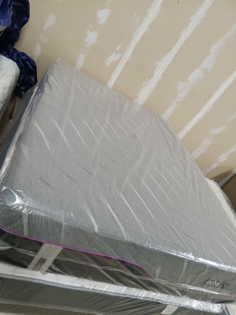 Firm Memory Foam Queen Size