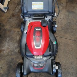 Lawn Mower Honda Semi Commercial 