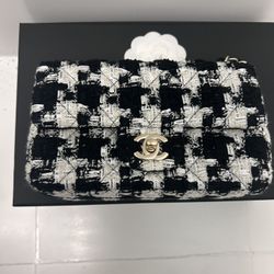 😻Brand NEW CHANEL TWEED W BOX CARD DUSTBAG !  