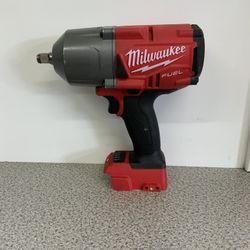 Milwaukee 1/2” Cordless Brushless Impact Wrench M18 With One Key