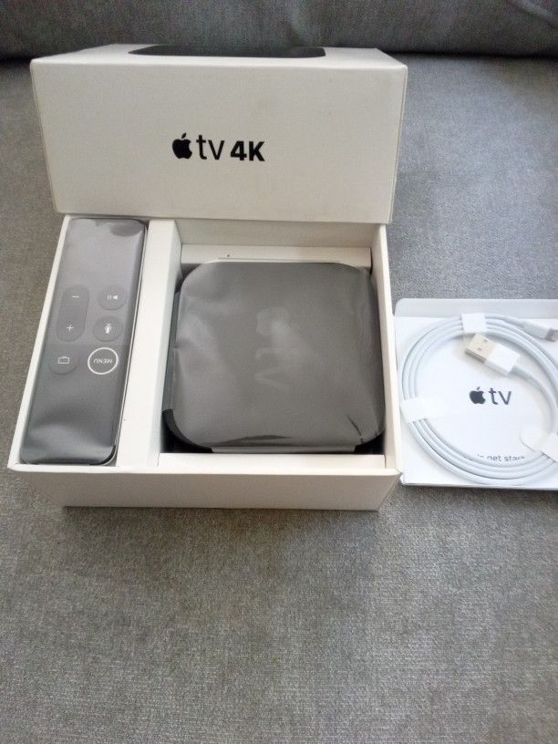 Never Used APPLE TV 4K HDR 32GB