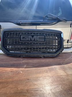 GMC Denali Grille