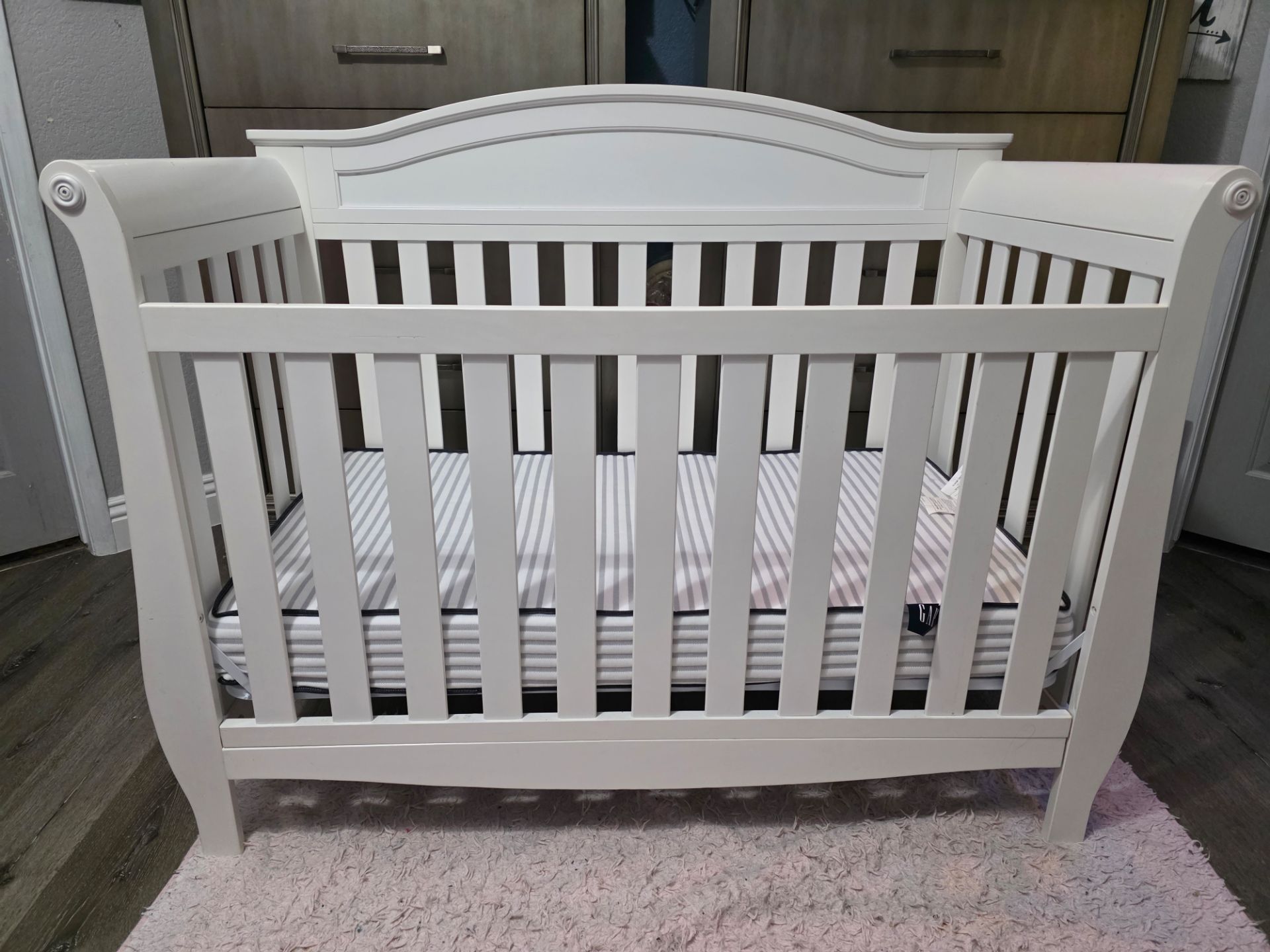 Delta Children Lancaster 4-in-1 Convertible Crib, Bianca White