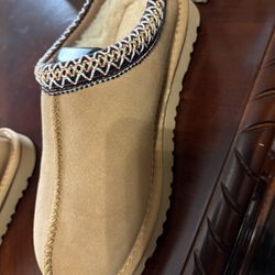 UGG Slides
