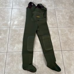 Cripple Creek Neoprene Fishing Wanders Size M