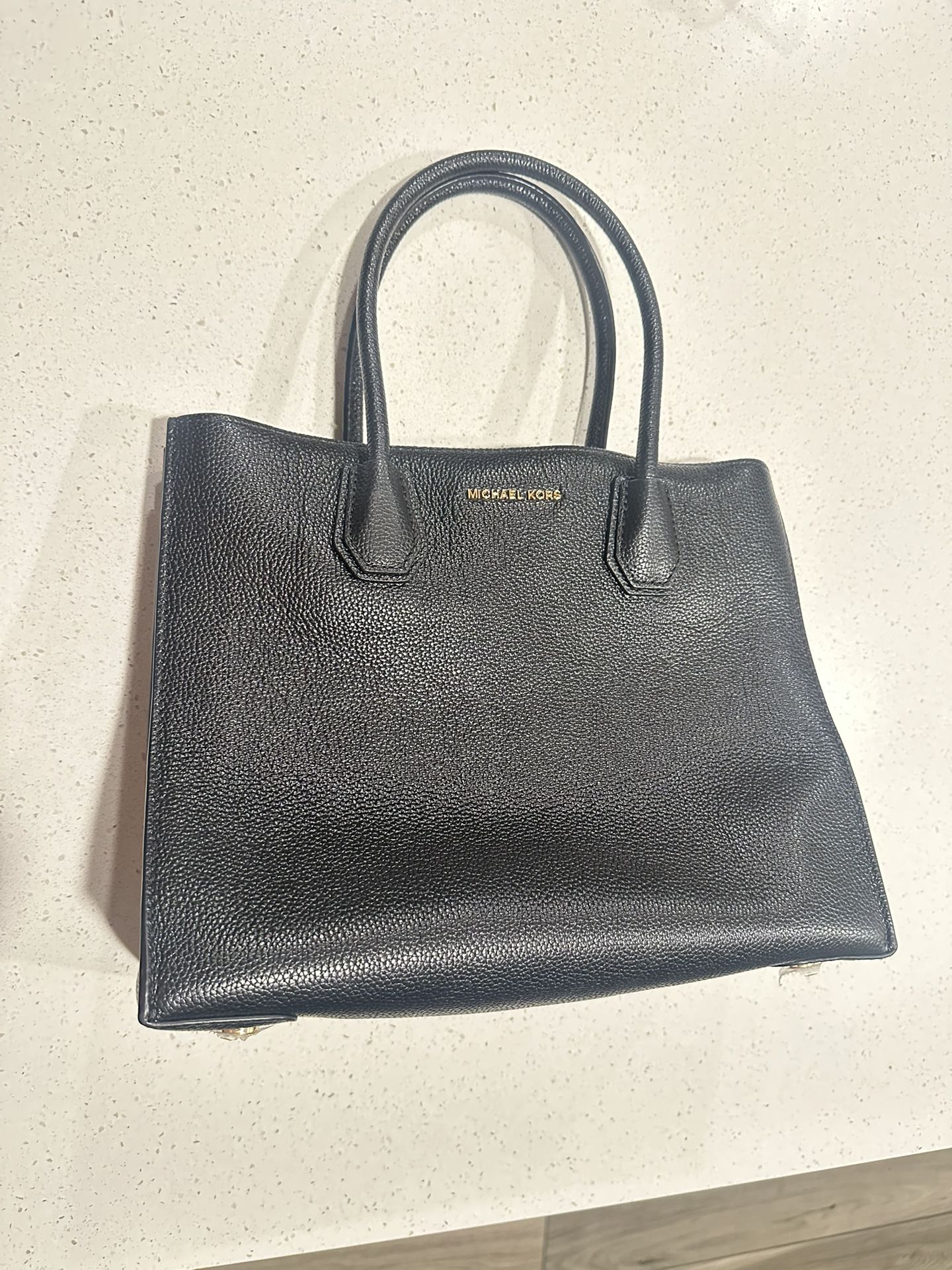 Michael kors Mercer Medium Pebbled Leather Crossbody Bag Authentic