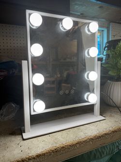 Vanity mirror