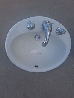 2 Cast Iron Sinks With Faucets