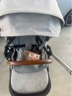 Nuna triv stroller and pipa lite LX car seat BUNDLE