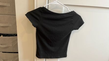 urban outfitters black t-shirts