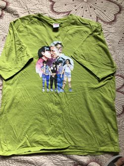 Supreme Kissing Tee size XL