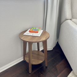 Round End Table 