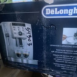 New in box Delonghi ECAM23120SB Magnifica S Express Super Automatic Espresso Machine