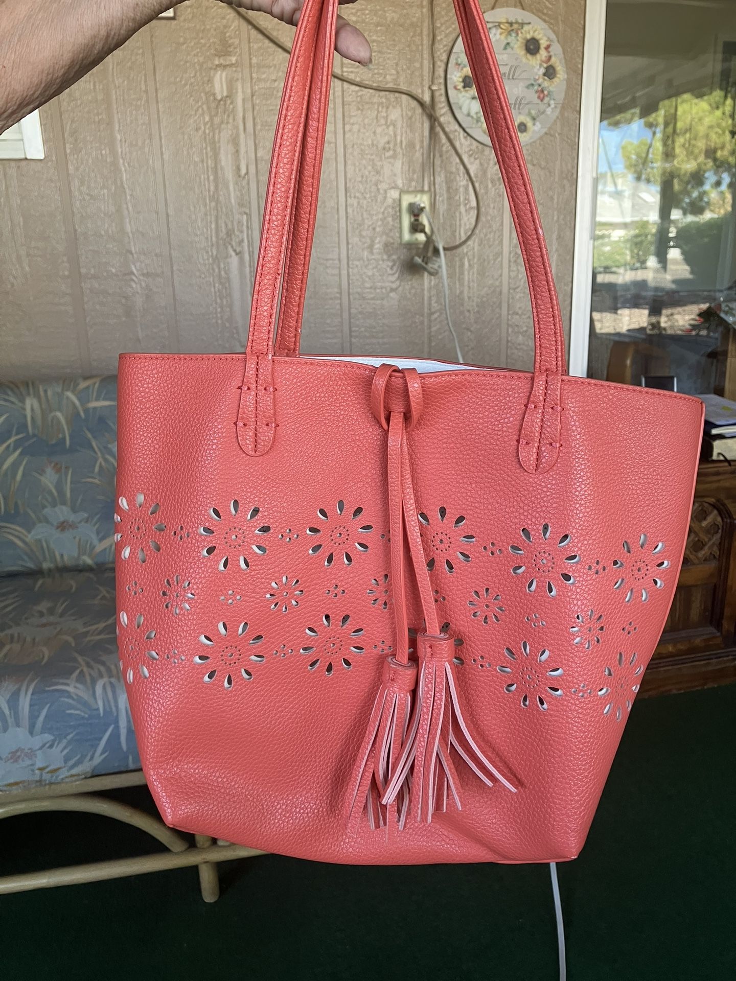 Beautiful Coral-colored Purse With Fringe