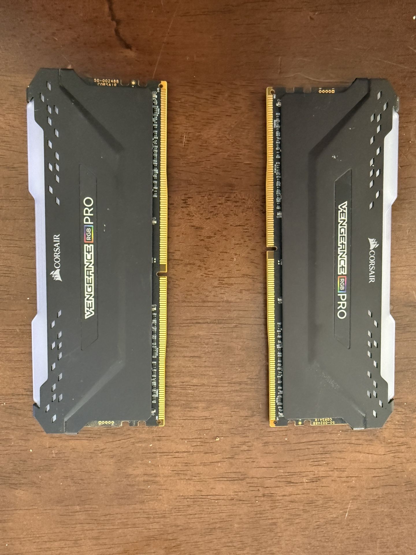 CORSAIR VENGEANCE RGB PRO RAM 32gbs