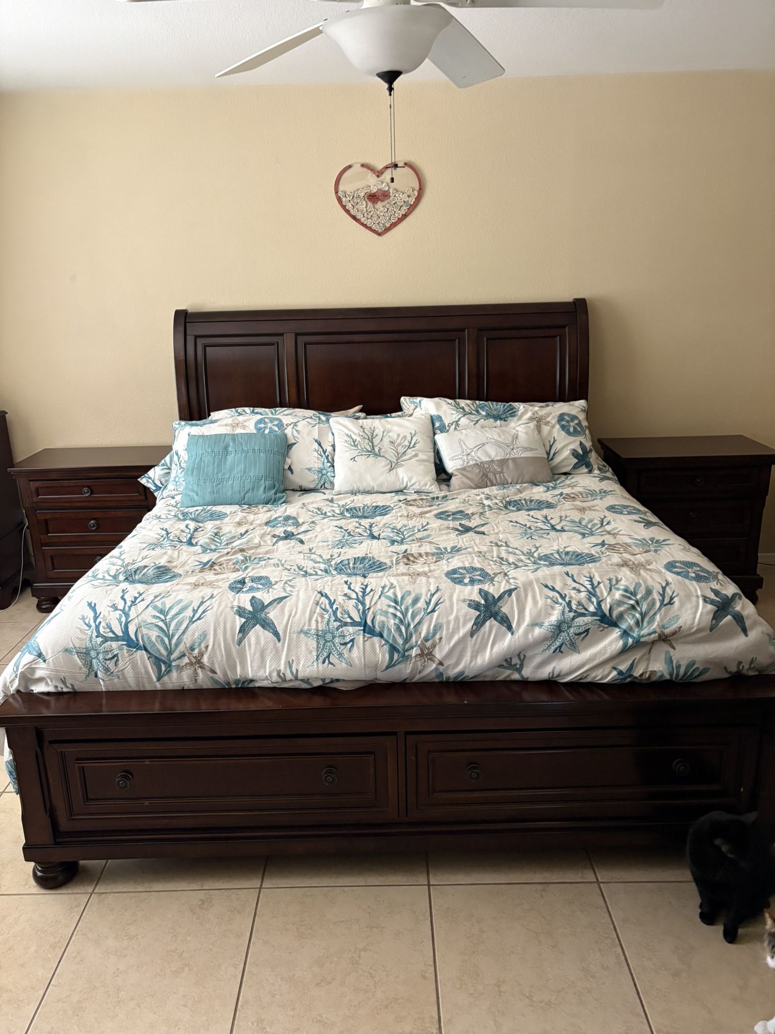 Ashley Porter King Bed With Dresser, Mirror And Nightstands