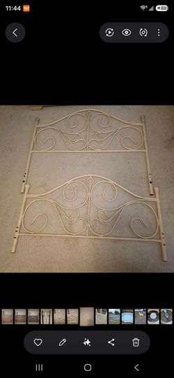 Queen size bed