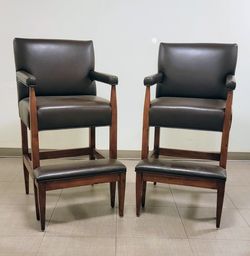 Swaim F146-1 GBS24 STRIKE SPECTATOR BARSTOOL (PAIR)