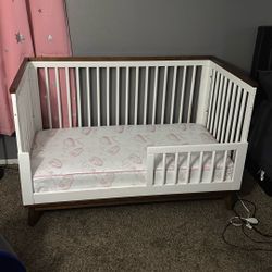 Crib W/ Brand New Mattress 