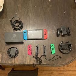 Nintendo Switch 