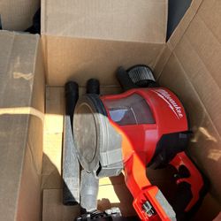 Milwaukee Vacuum