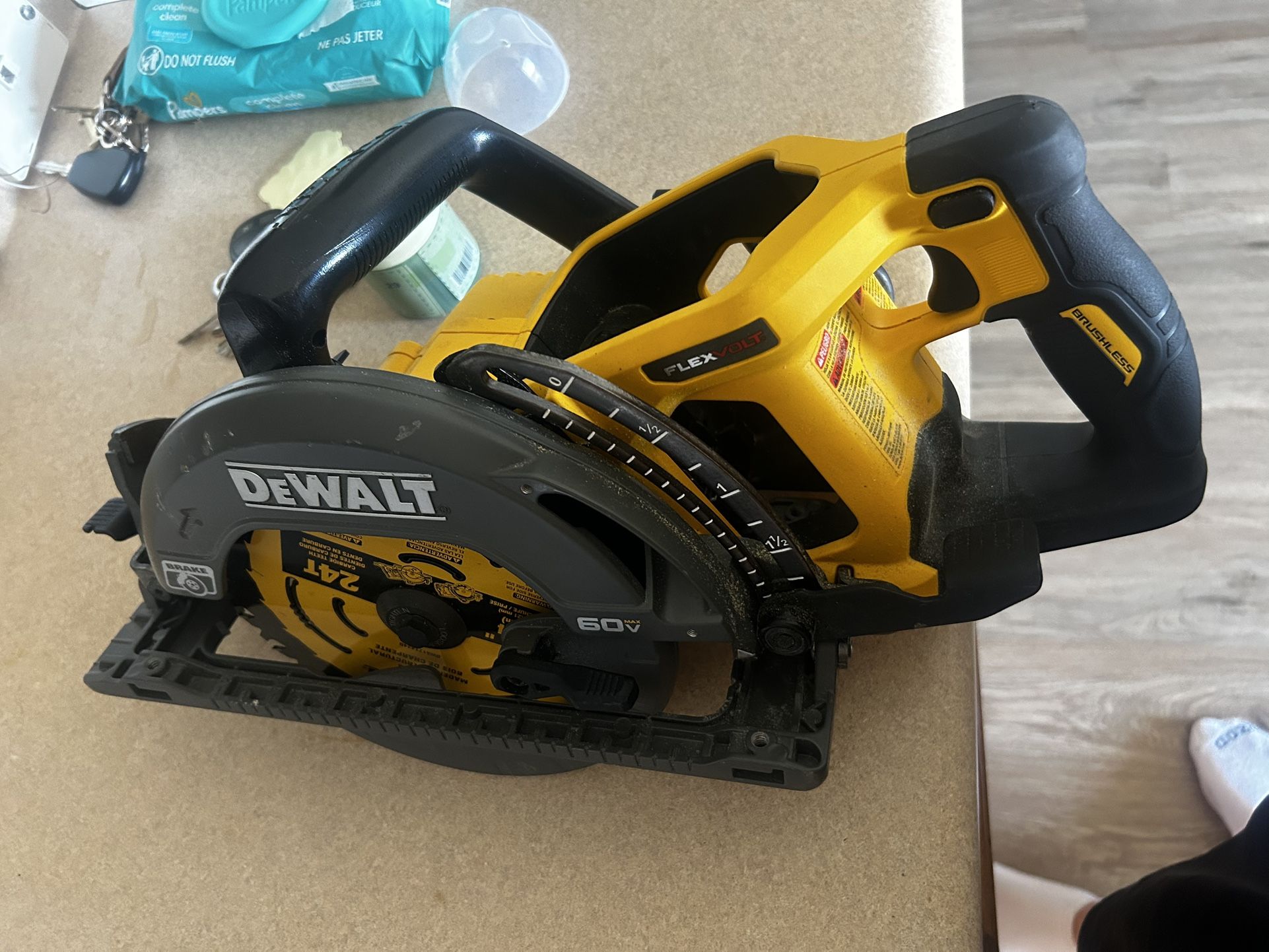 Dewalt Saw