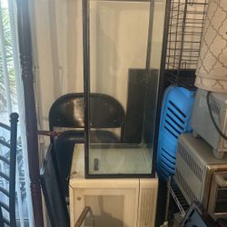 Medium Fish Tank With Covers
