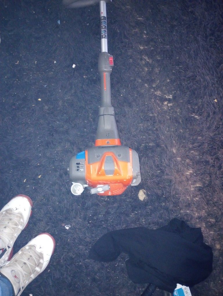Husqvarna Weed Eater