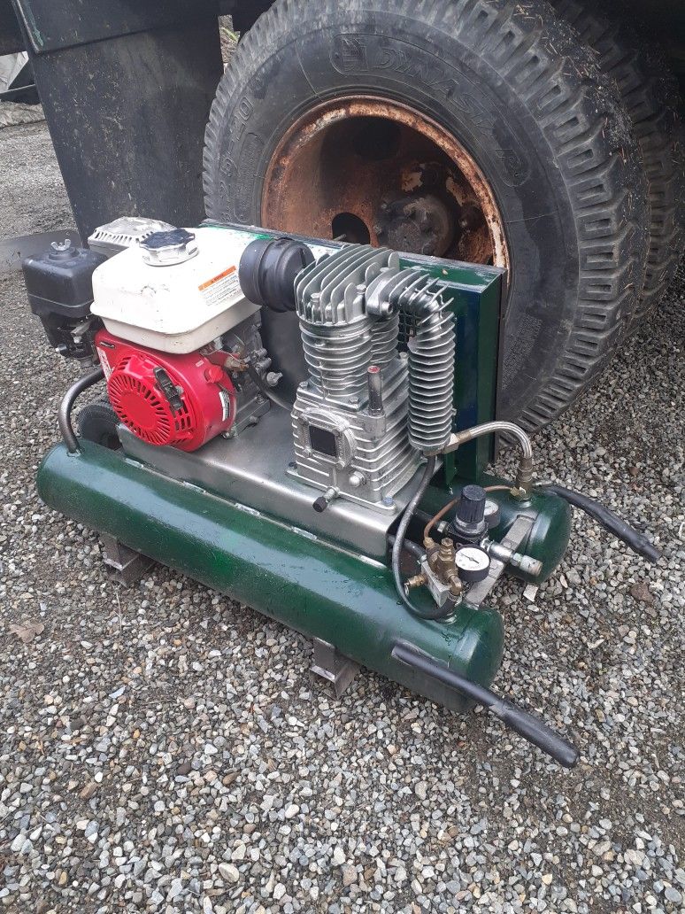 ROLAIR 9 HP Two-Stage Gas-Powered Wheeled Air Compressor