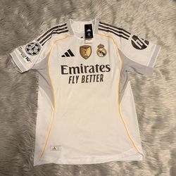 Real Madrid 25/26 size Large
