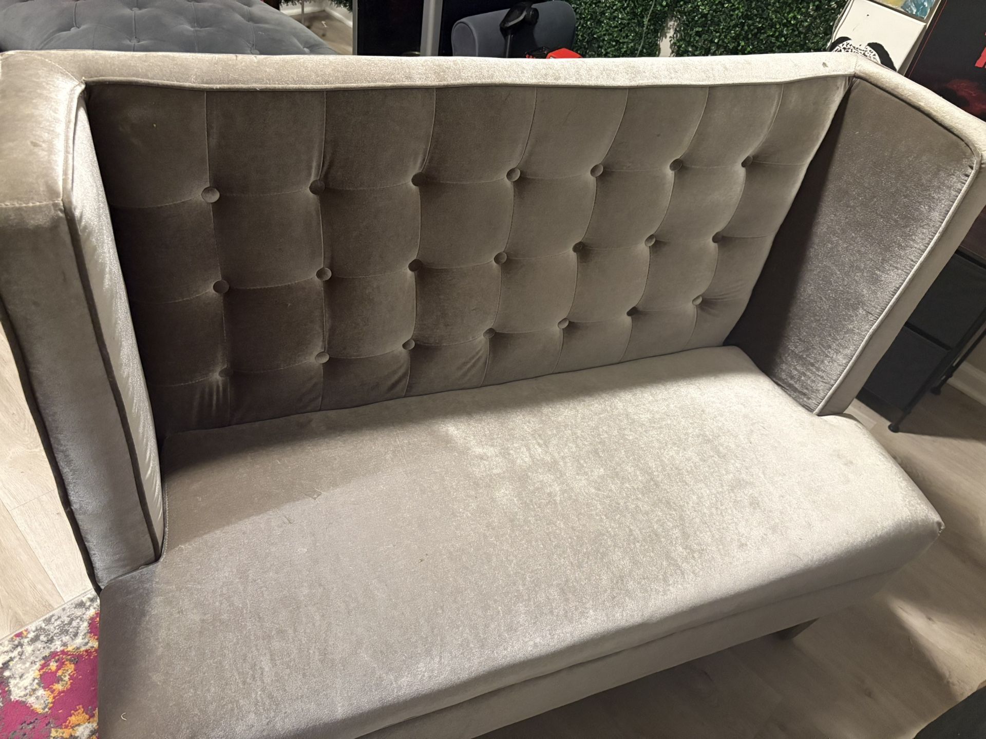 Elegant Velvet Tufted High-Back Settee / Loveseat