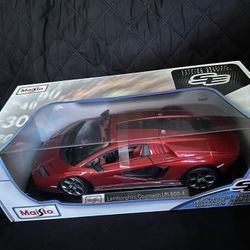 Maisto Lamborghini Countach LPI 800-4 