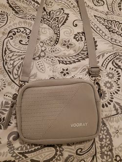 New small purse! Never used. 15$