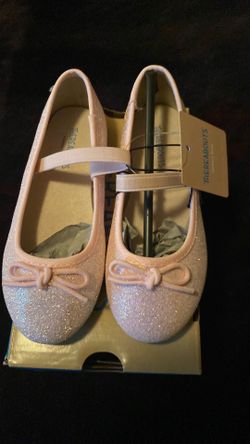 Girls shoes, size 10 brand new
