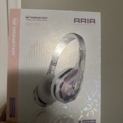 Monster Aria noise cancelling headphone white，Dimond tears