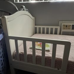 Bed Frame/Mattress For Little One’s 