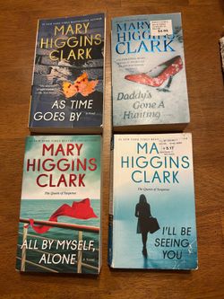 4  Mary Higgins Clarks books