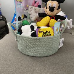 Mickey Mouse Easter Basket 