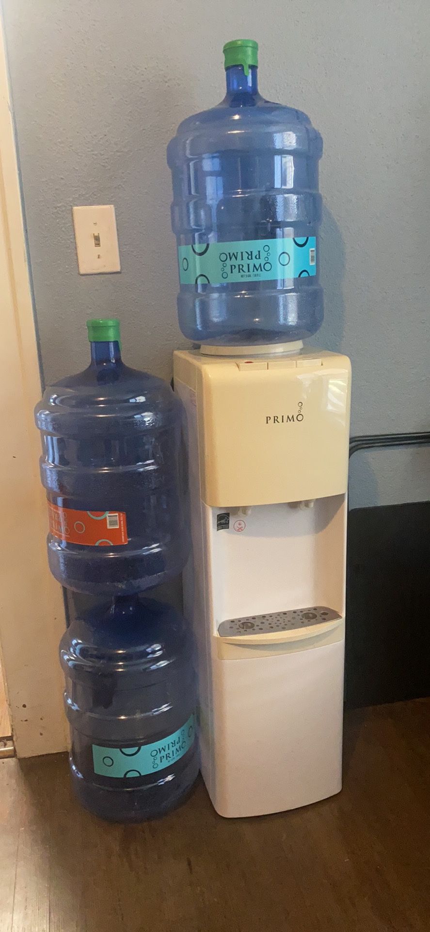 Primo Hot And Cold Dispenser With 3 -5 Gallons