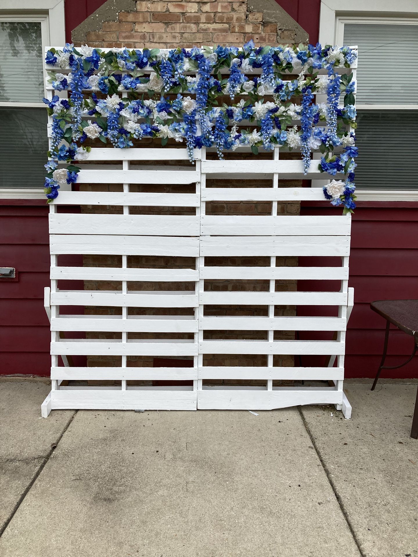 Homemade 8x6 Pallets Backdrop