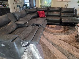 Power Recliners and HeadRests Leather-Like Sectional!