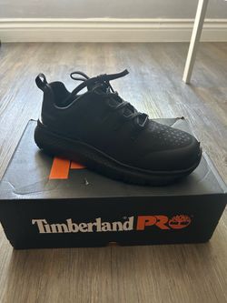 Women’s steal toe shoes