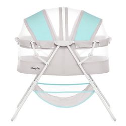 Dream On Me Karley Bassinet In Blue/Grey  Open box item   INVENTORY NUMBER: 10(contact info removed)0