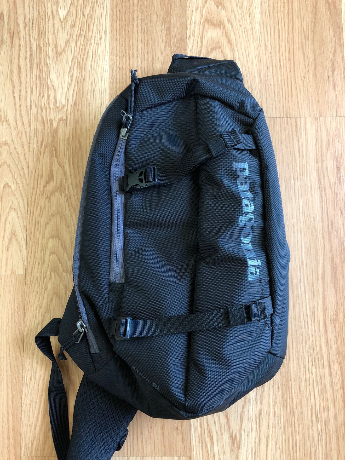 Patagonia Atom Sling 8L